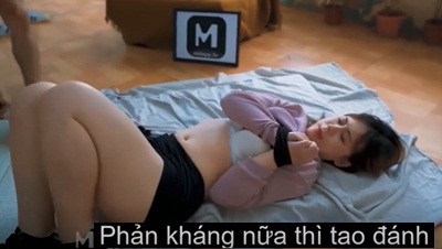 Phim sex china Gái xinh bị tên biến thái bắt cóc hiếp dâm